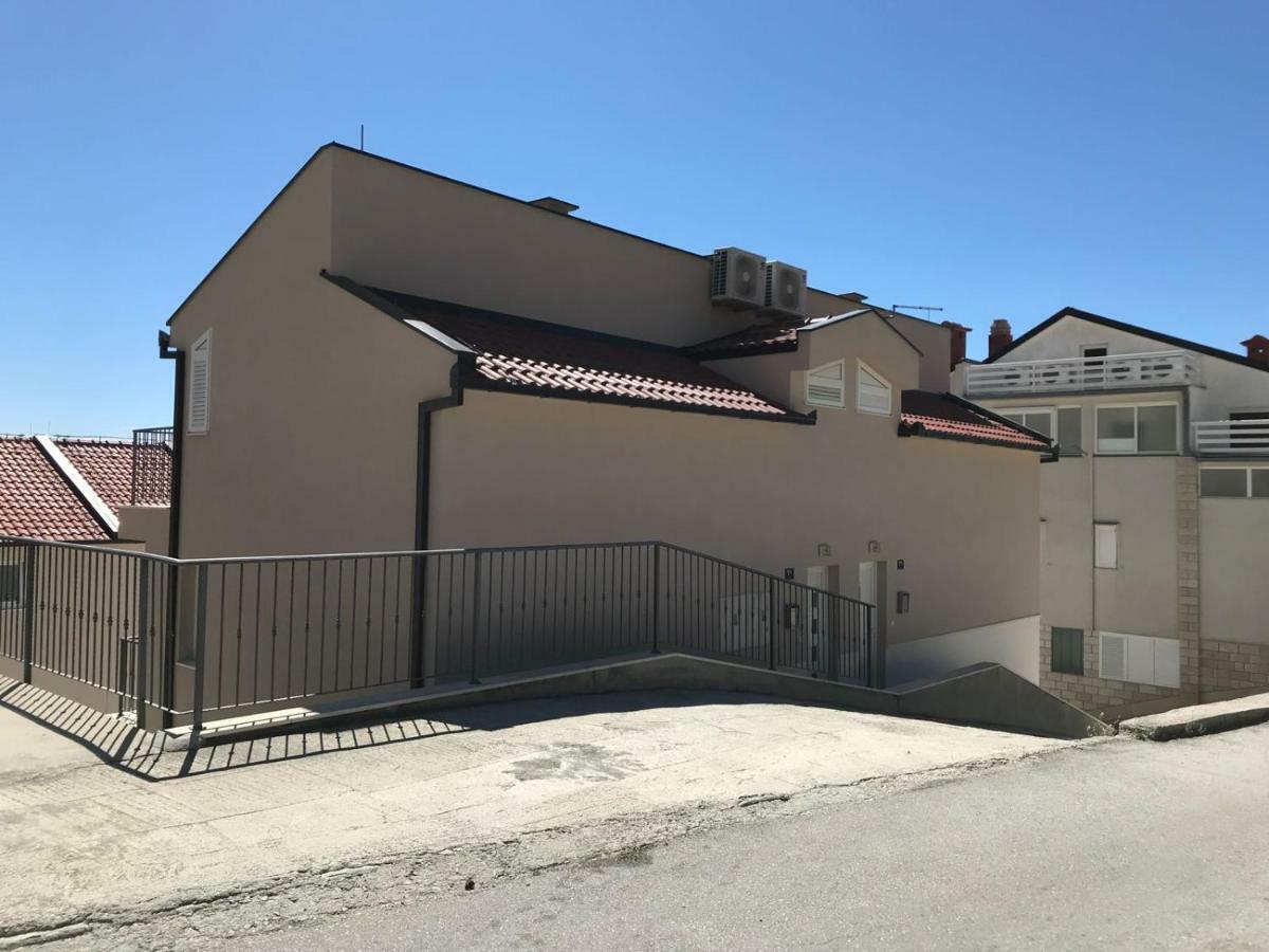 Sima Baška Voda Exterior foto