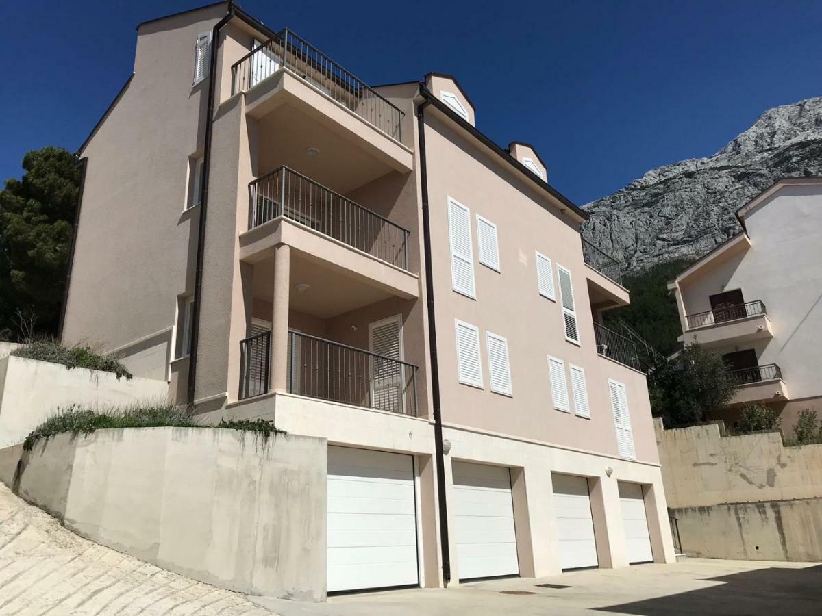 Sima Baška Voda Exterior foto